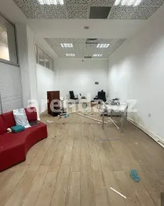 Digər Kommersiya Əmlakı Kirayə verilir