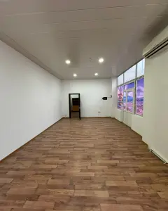 Digər Kommersiya Əmlakı Kirayə verilir