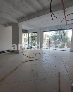 Digər Kommersiya Əmlakı Kirayə verilir