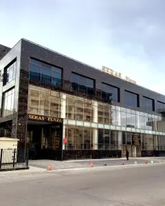 Digər Kommersiya Əmlakı Kirayə verilir