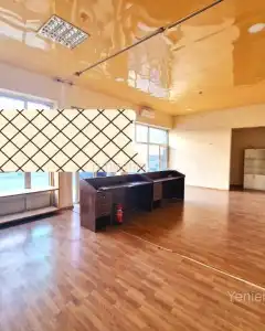 Digər Kommersiya Əmlakı Kirayə verilir