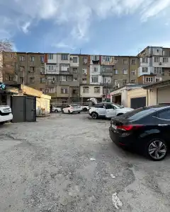 Qaraj Kirayə verilir