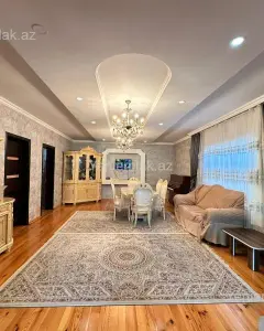 House with Garden, Villa For Sale