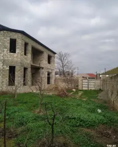 House with Garden, Villa For Sale