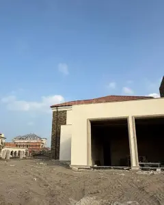 House with Garden, Villa For Sale
