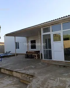 House with Garden, Villa For Rent