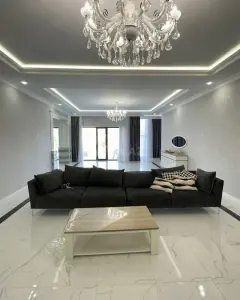 House with Garden, Villa For Rent